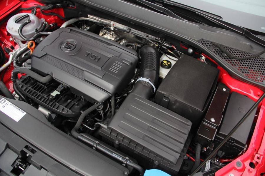  Seat Leon SC 2013 года  (фото 6 из 52)